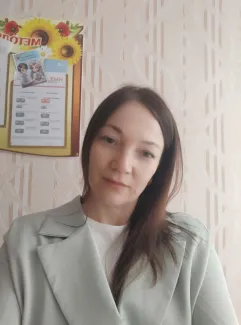 Заступник директора з навчально-виховної роботи